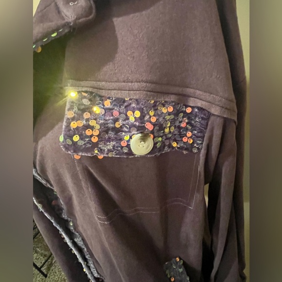 JK Oversized Purple  Button-Up Shacket with sequin detailing at pockets, size M - Picture 3 of 10